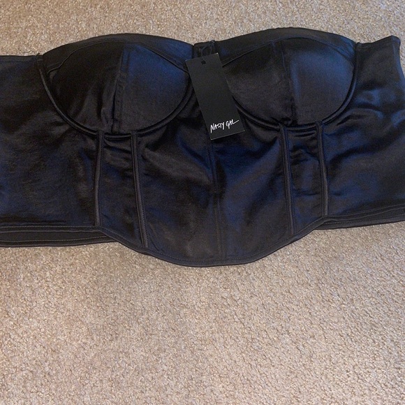 Womens New Nasty Gal Plus Satin Bust Detail Corset Black - Picture 3 of 9